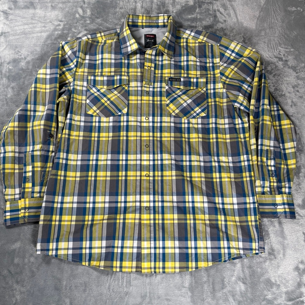 Wrangler Outdoor Mens Large Plaid Long Sleeve Button‎ Up Shirt Regular Fit